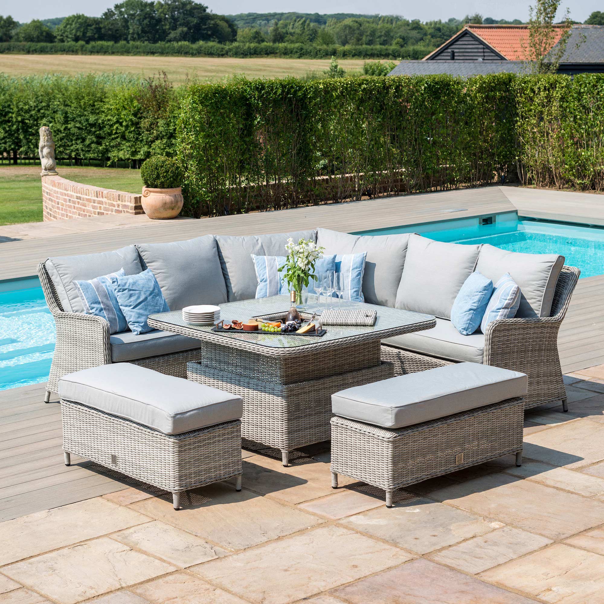 Casual dining deals garden furniture